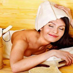 Проведение 8 марта в сауне Проведение 8 марта в сауне