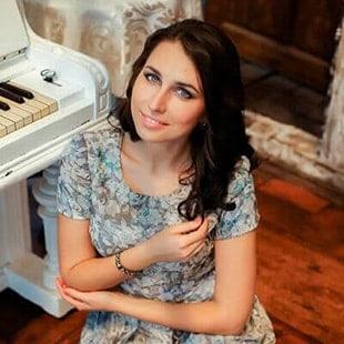 Виктория организатор