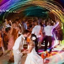 Услуги диджея на свадьбу Услуги диджея на свадьбу
